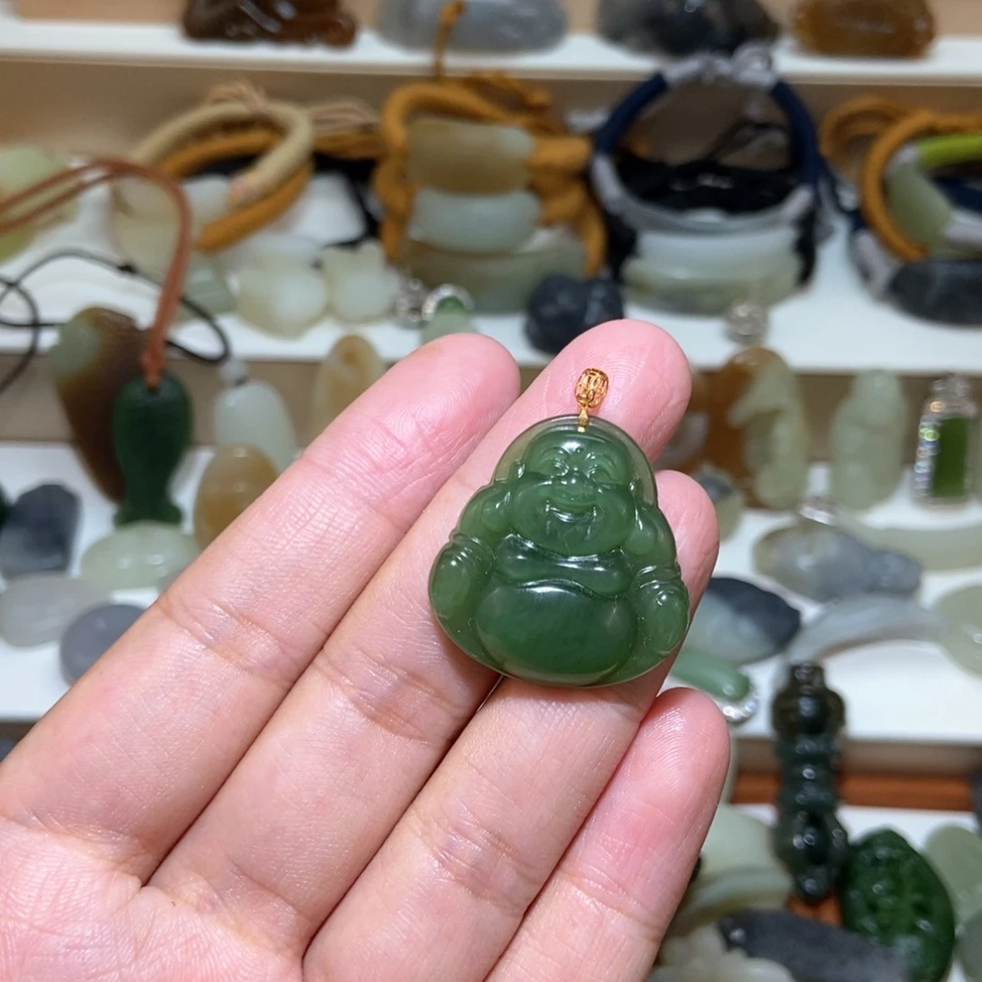 M***u和田玉未镶嵌颈饰