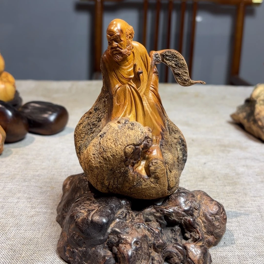 闲***哥柏木（崖柏）8363738384747473827367