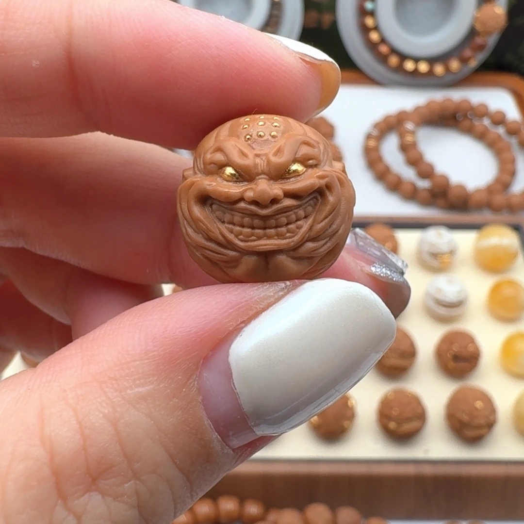 s***t猴头核桃吊坠戒巴恶僧