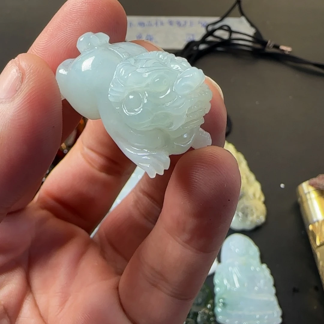 未镶嵌定制翡翠w