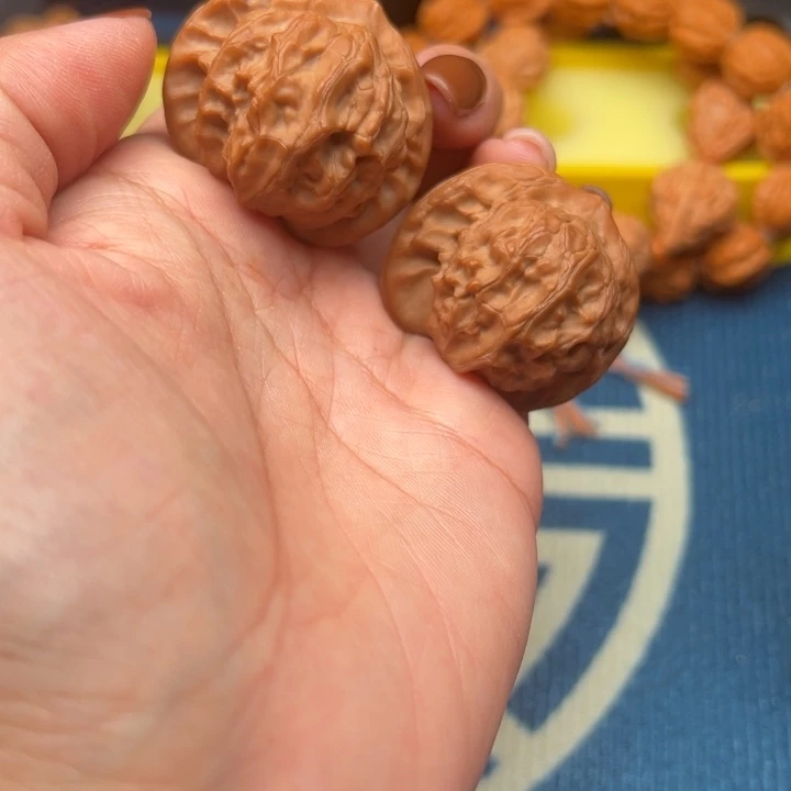 桃核吊坠文玩核桃图图