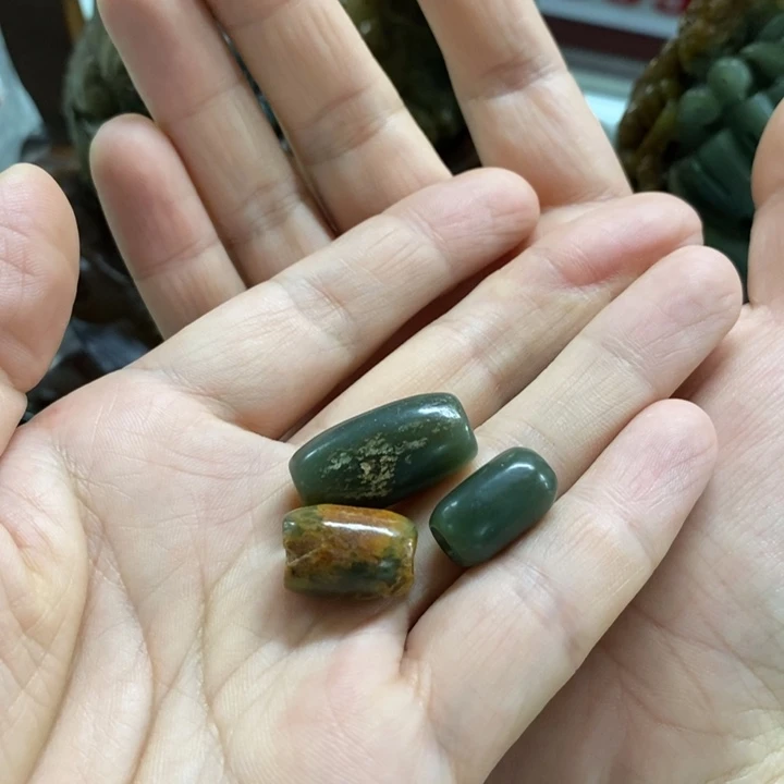 未镶嵌手链岫岩河磨玉（透闪石质玉）