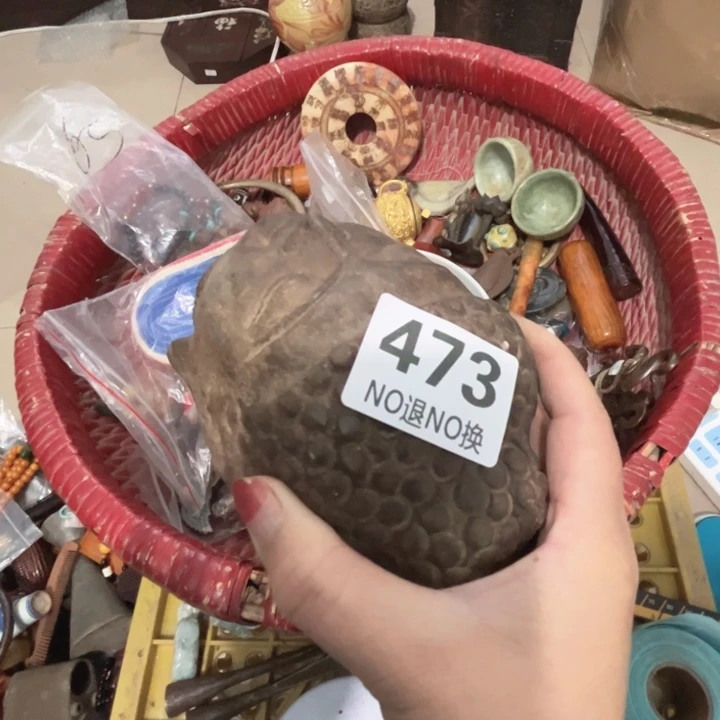 三***风瓷片直播间火爆开启