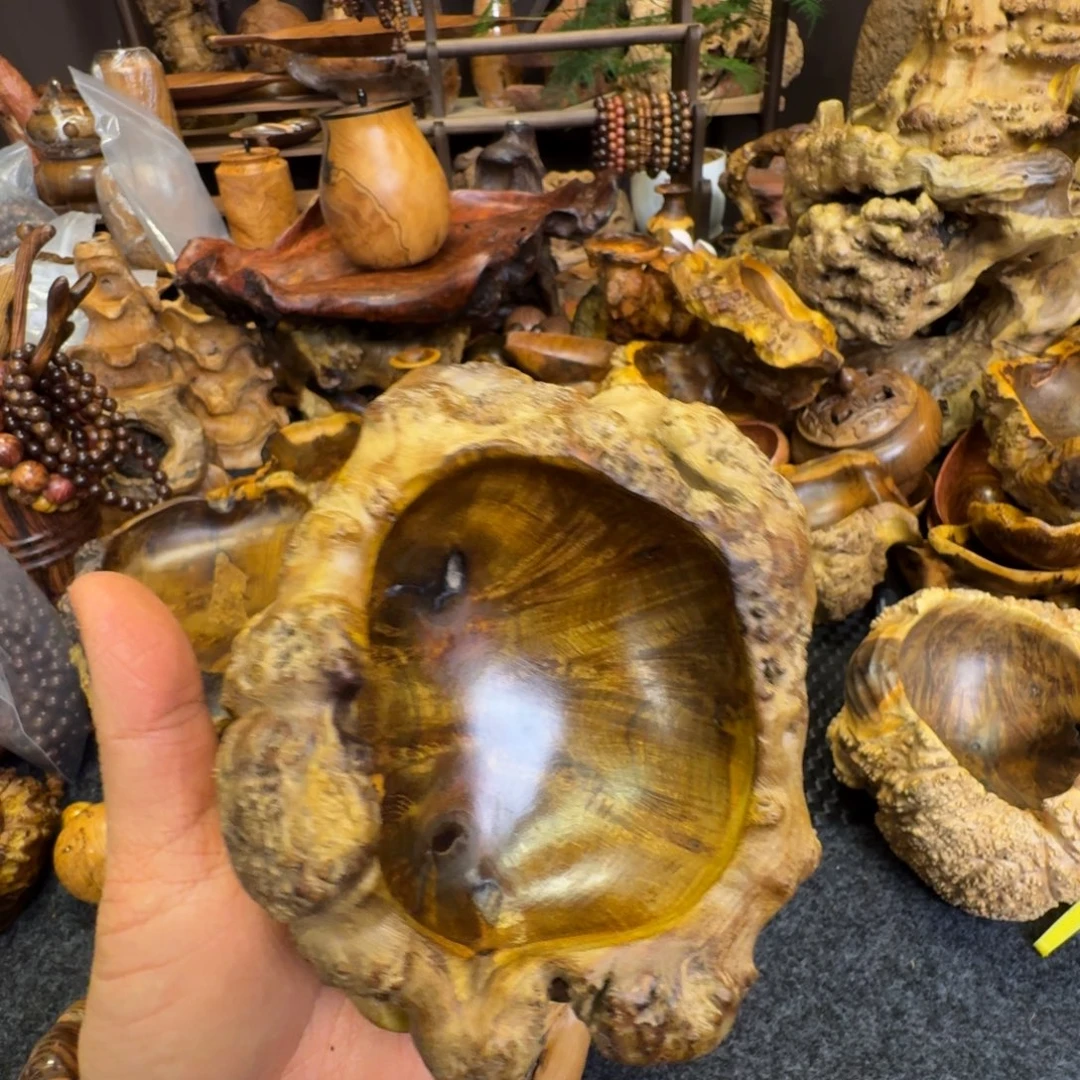 熊***虎花梨木类贵黄鬼柳紫檀麻梨等硬木手作