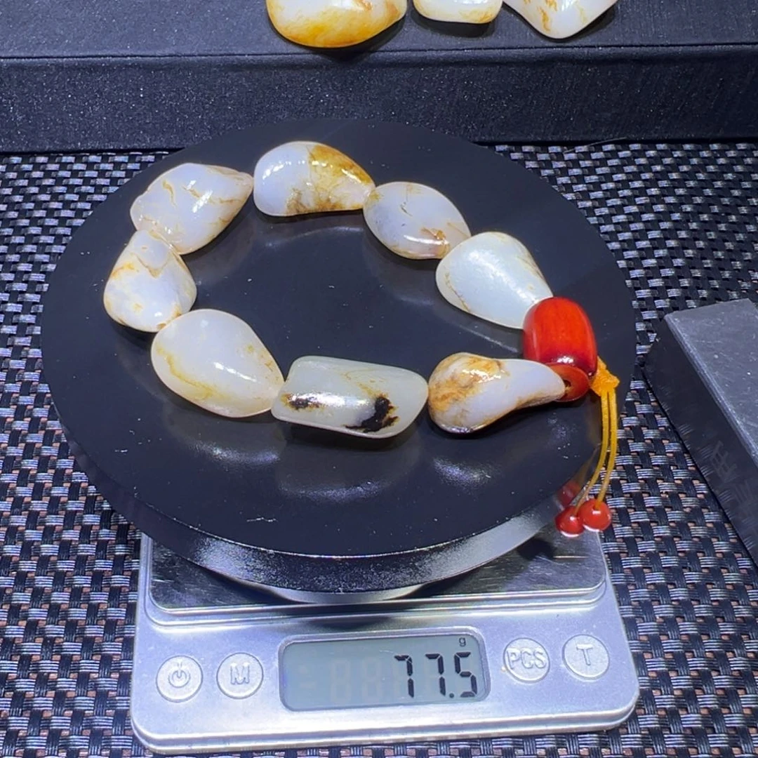 和田玉（子料）未镶嵌吊坠(不含链)77克