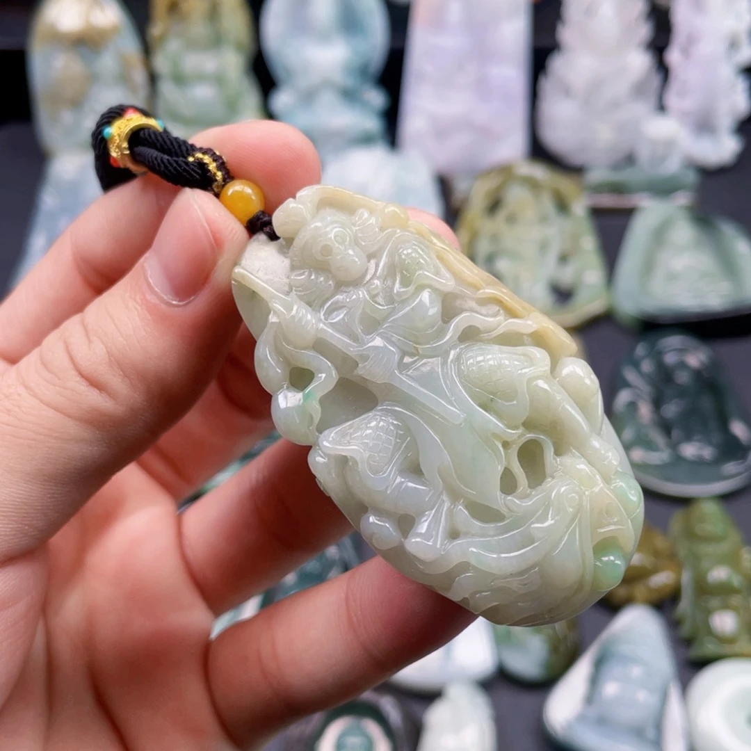 颈饰未镶嵌翡翠翡翠