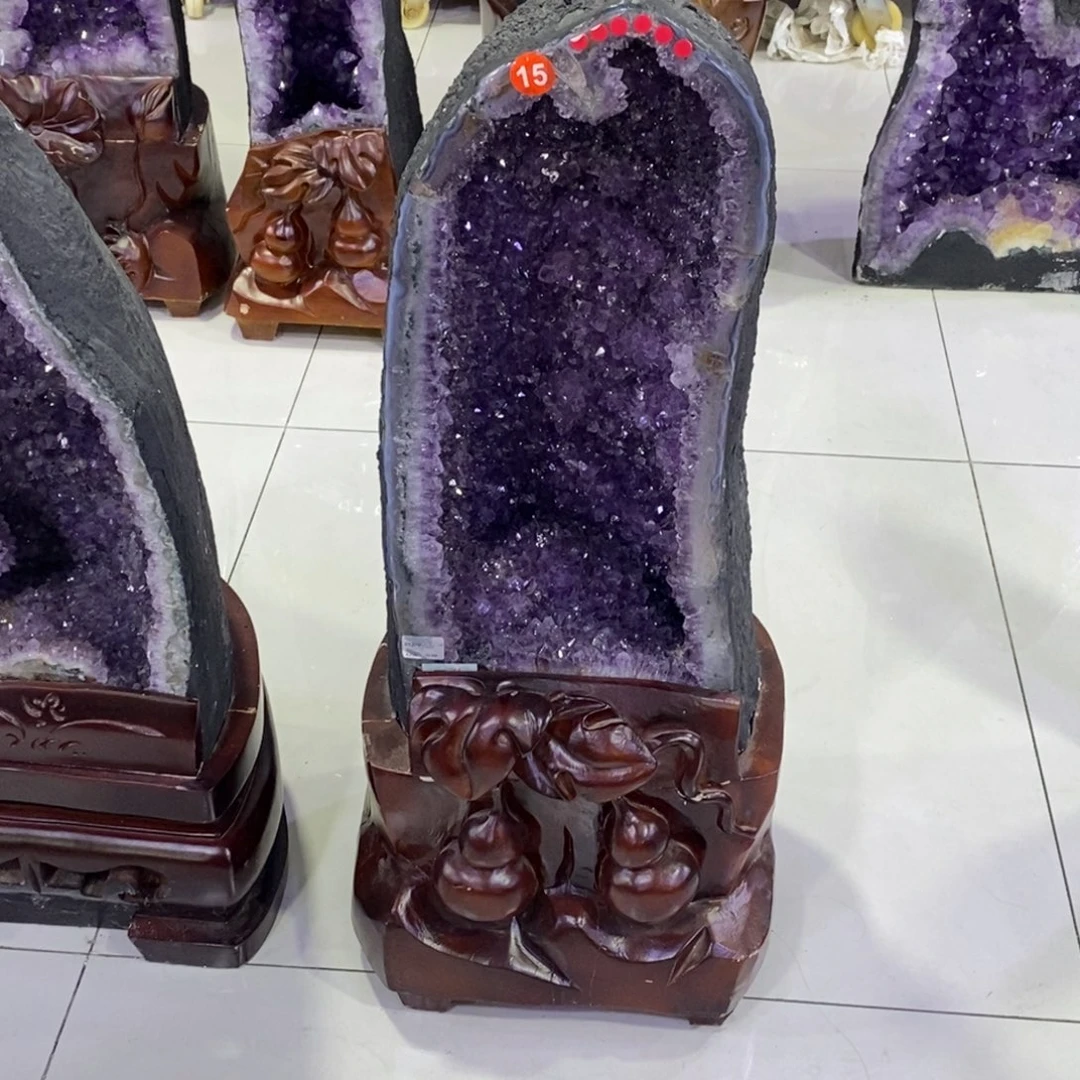 紫晶未镶嵌大型摆件（非配饰）