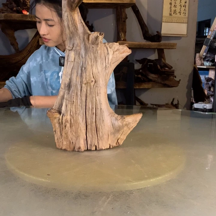 胡***.天然云南紫柚木会黄水