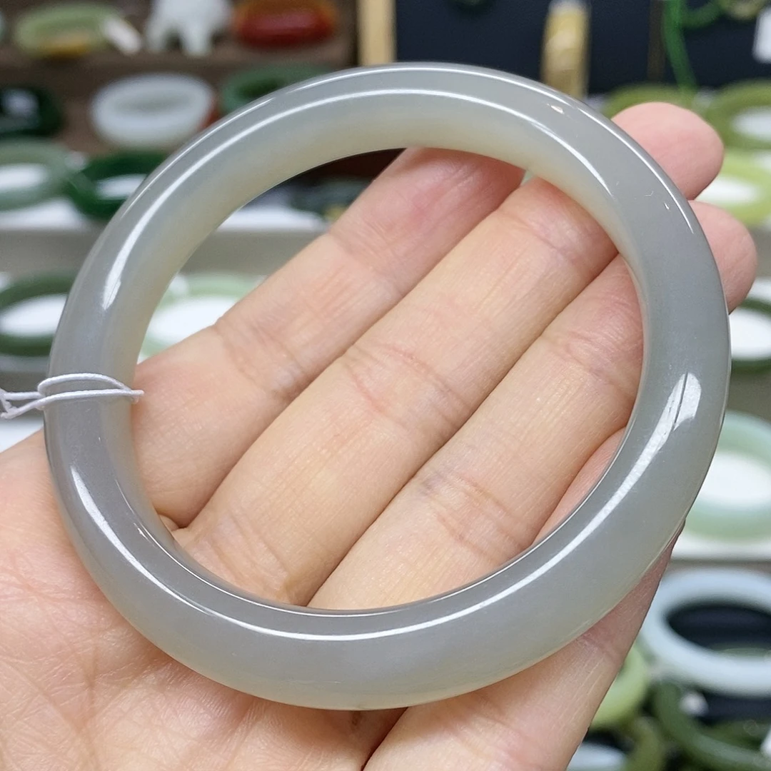 【闪购商品】和田玉手镯未镶嵌