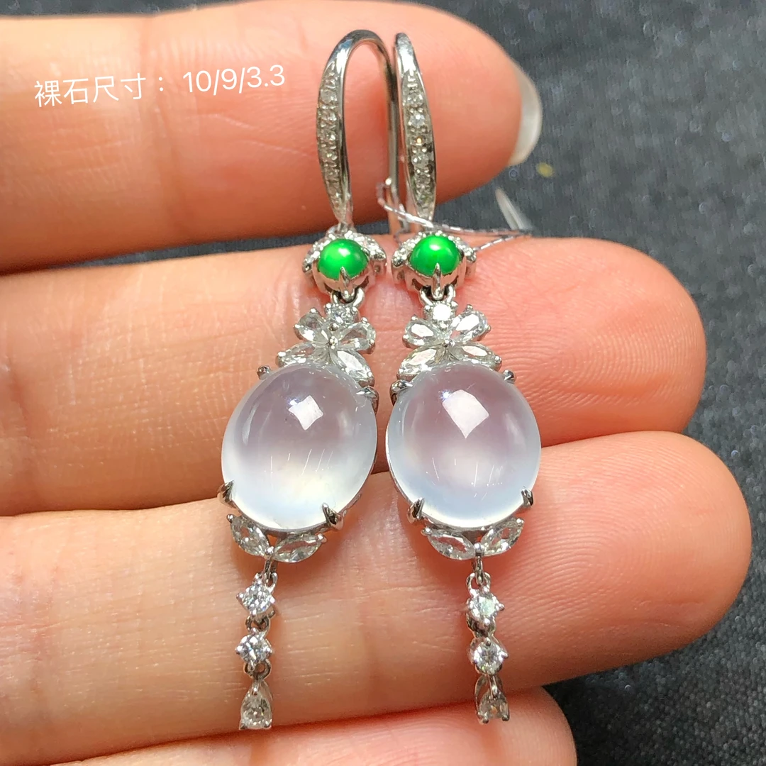 18k金带钻石镶嵌天然缅甸翡翠a货白冰蛋面耳勾