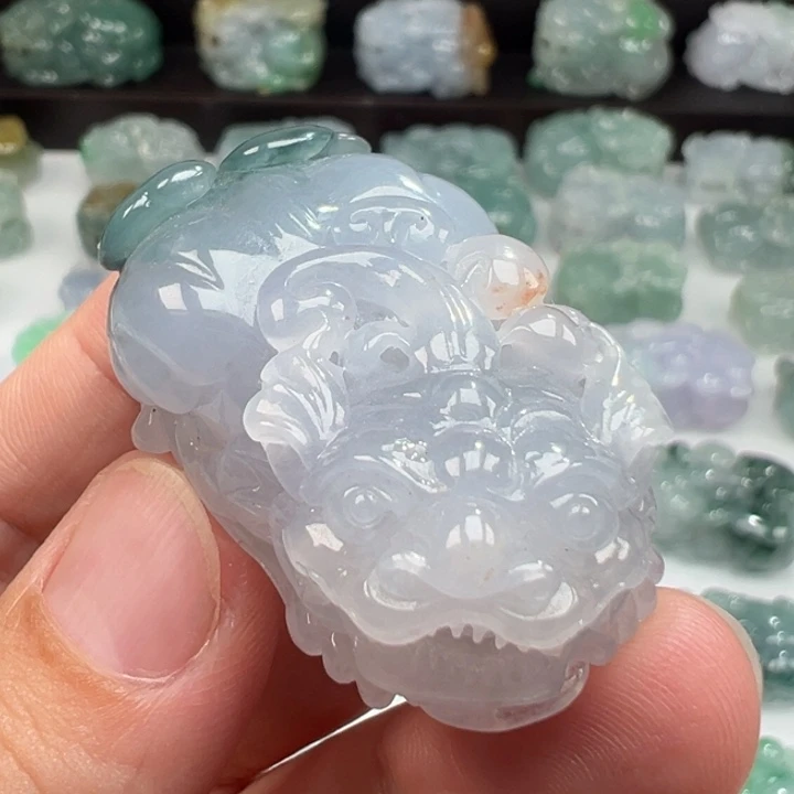 颈饰未镶嵌翡翠貔貅