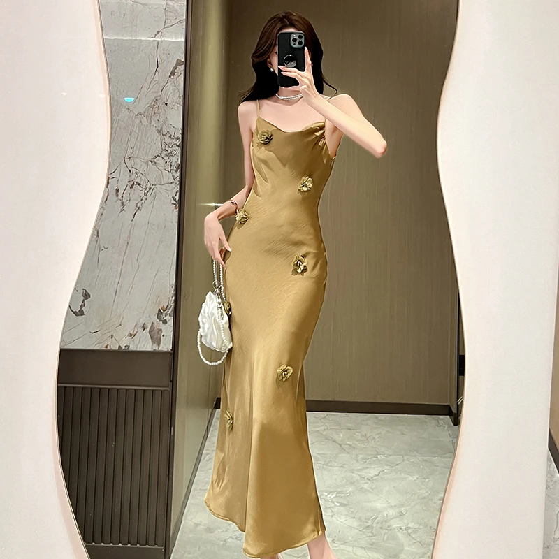 气质法式轻奢优雅温柔立体花朵女神范小众鱼尾礼服夏季修身连衣裙