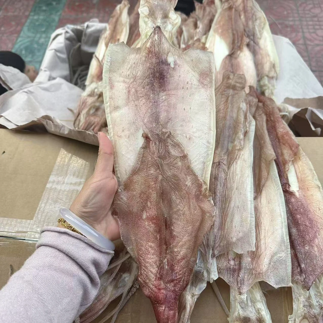 【益娜娜】本港特大鱿鱼3-5个