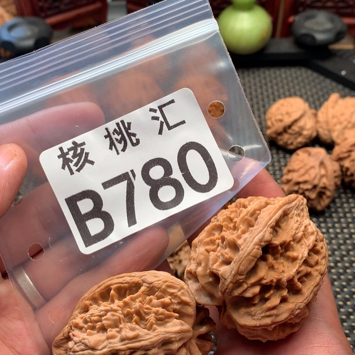 文玩核桃吊坠大沽石