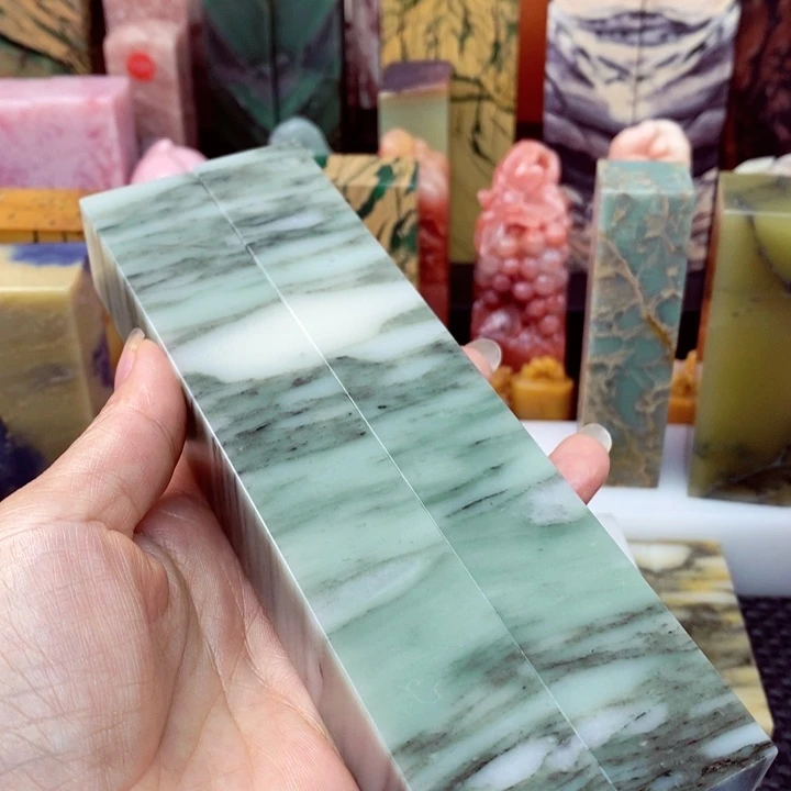 无***航青田石印石云南石头