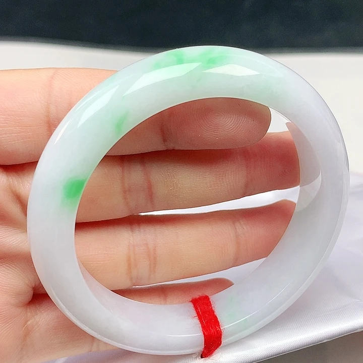 翡翠手镯未镶嵌55圈2447