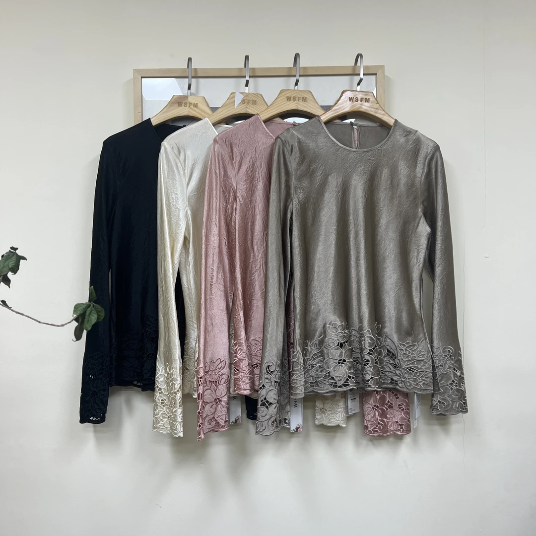 五色风马衬衫SJ25B1273长袖时尚百搭打底女士圆领圆领修身显瘦