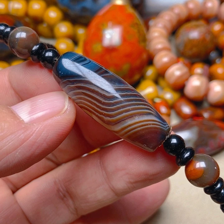 玛瑙/玉髓未镶嵌吊坠