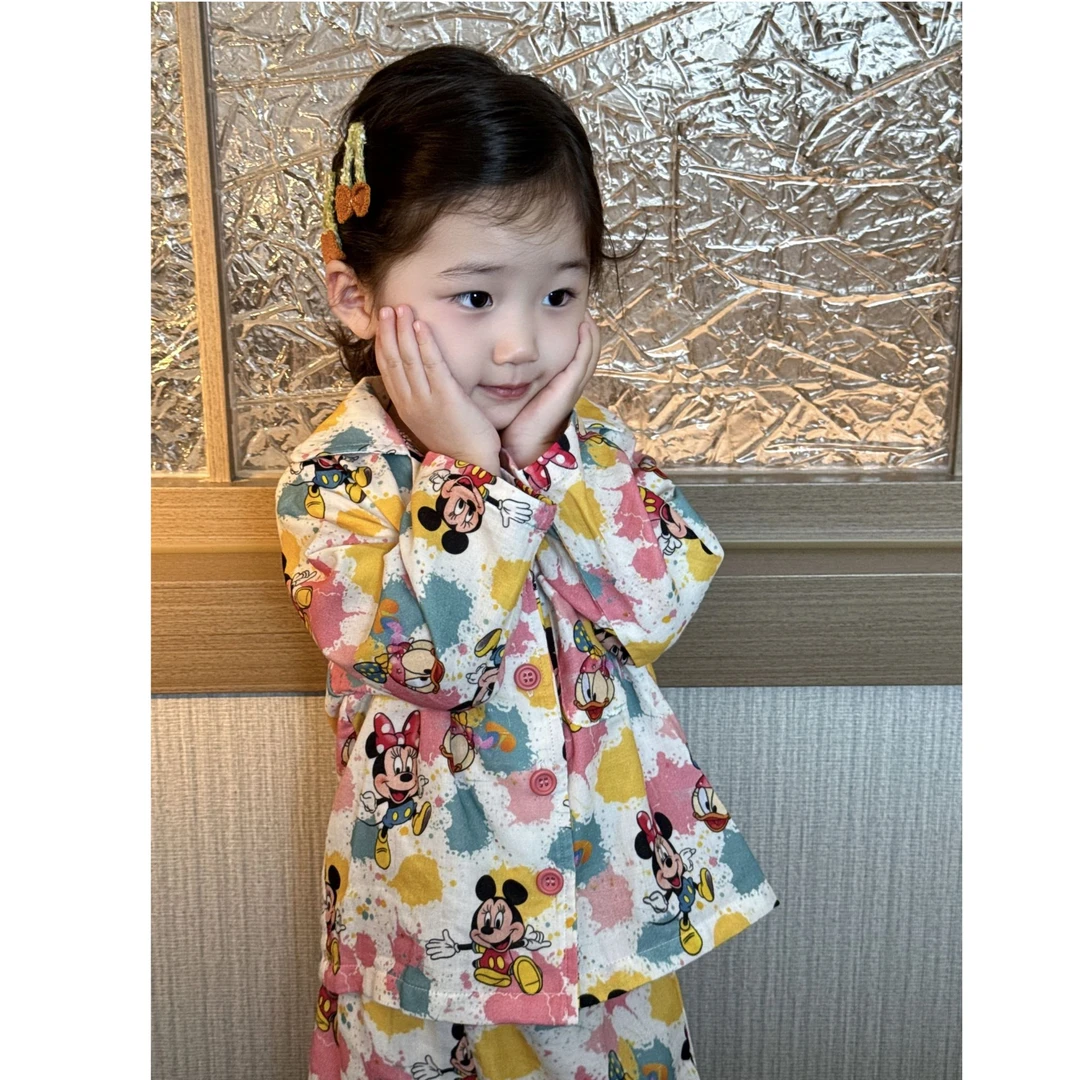 壹妈家居服套装2025秋季新款女童休闲卡通米色印花睡衣睡裤两件套