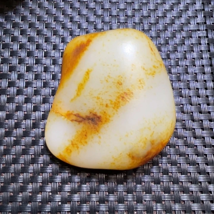 未镶嵌和田玉把件