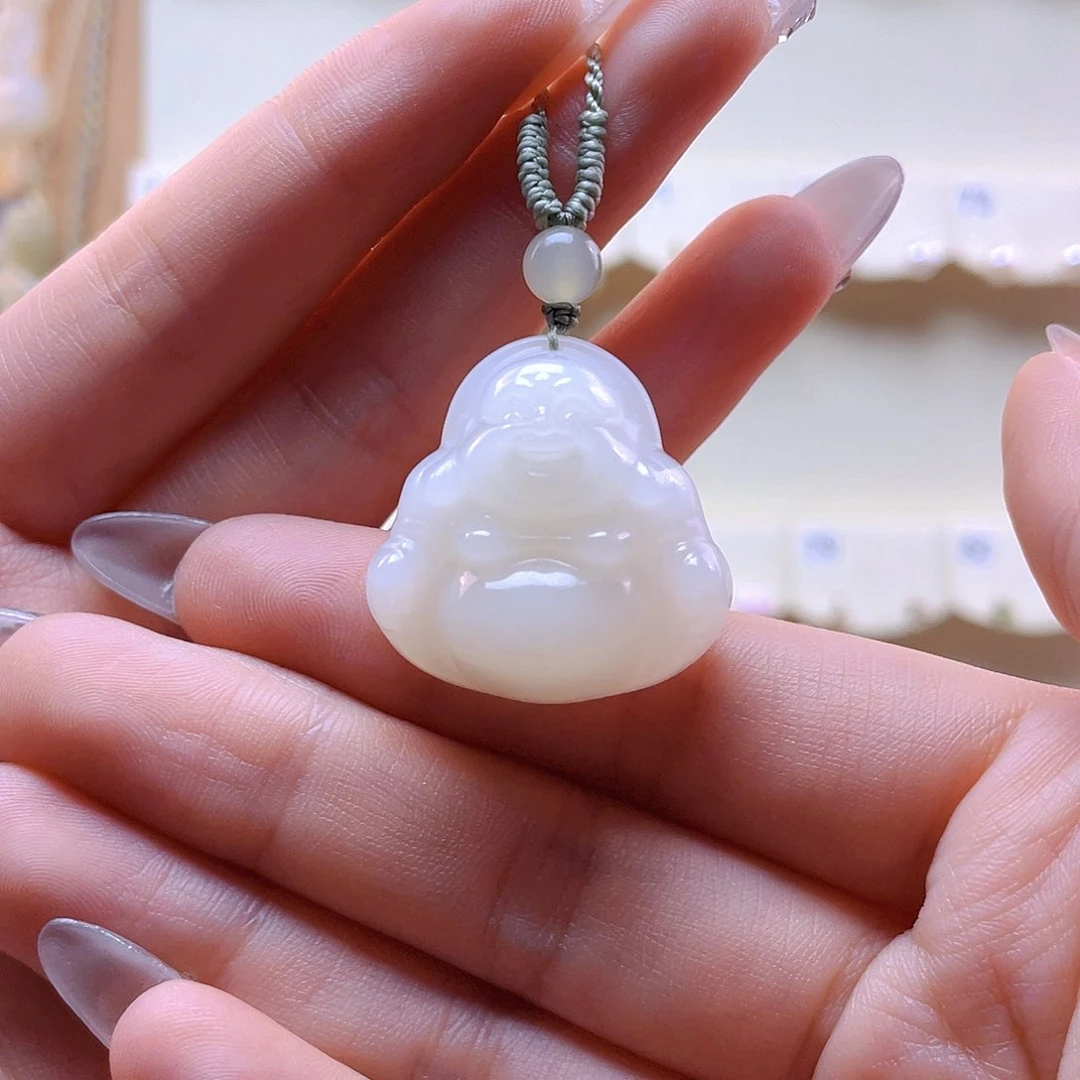 和田玉吊坠(赠链)未镶嵌青****）