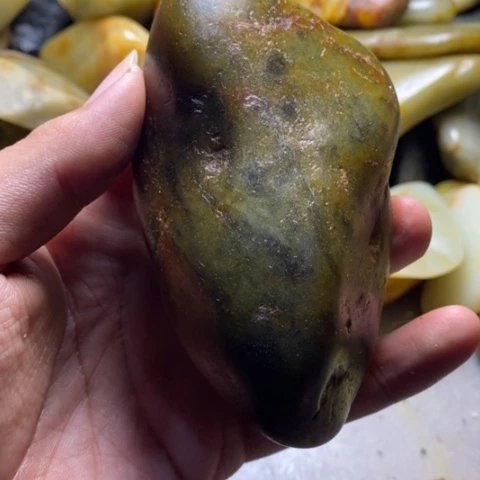 未镶嵌和田玉（糖玉）挂件