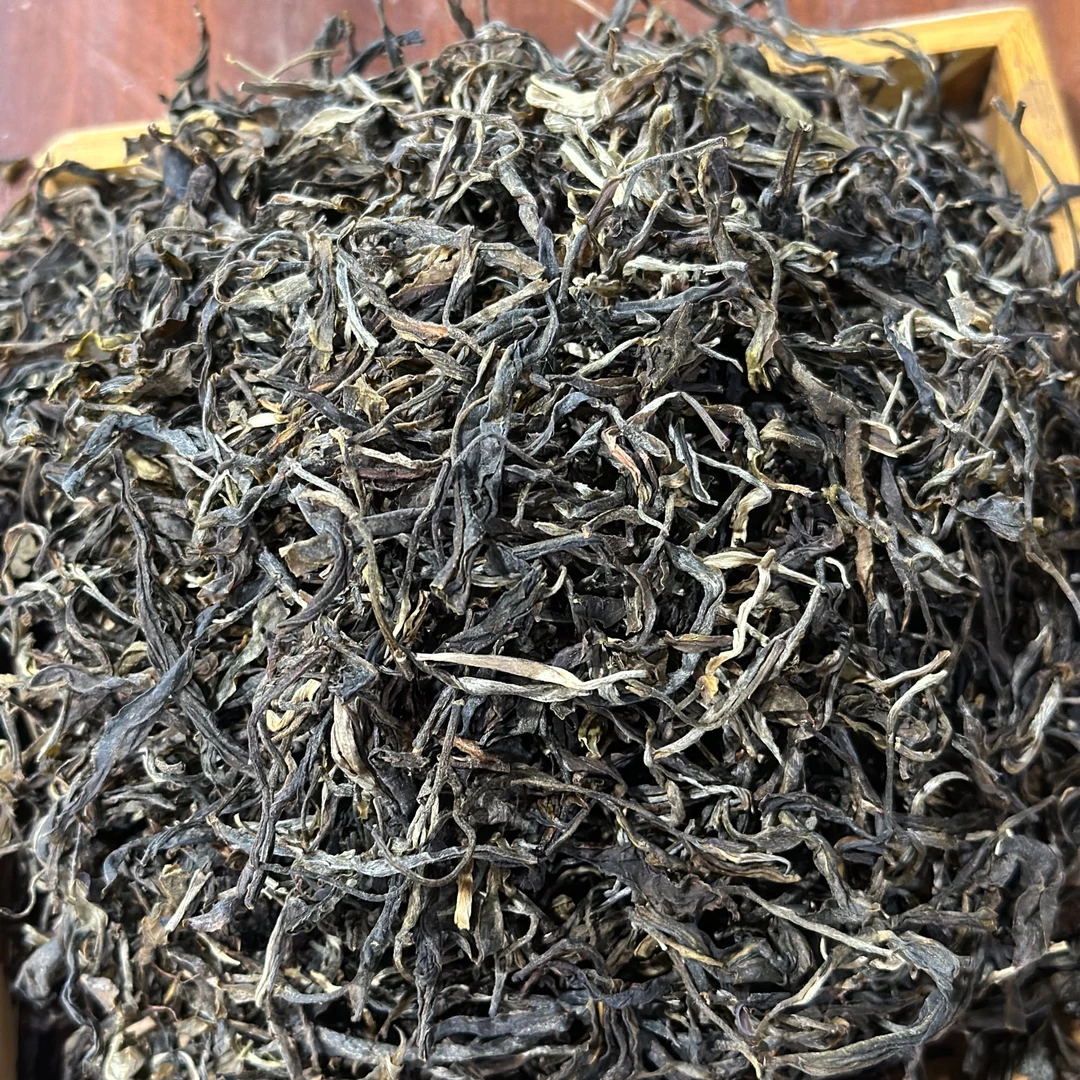 2025年勐库豆腐寨头春古树挑採普洱茶生茶散茶500克/份