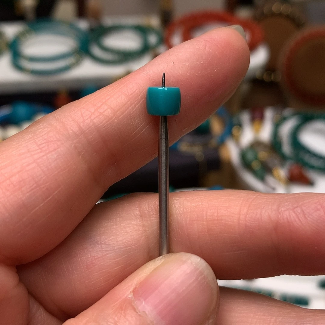 绿松石未镶嵌直切单珠