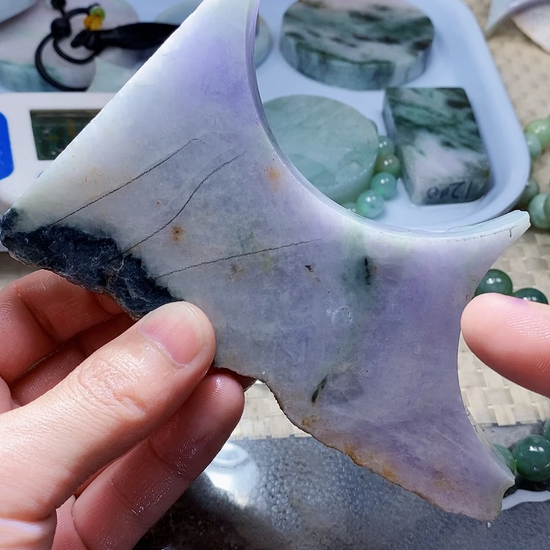 翡翠未镶嵌颈饰999