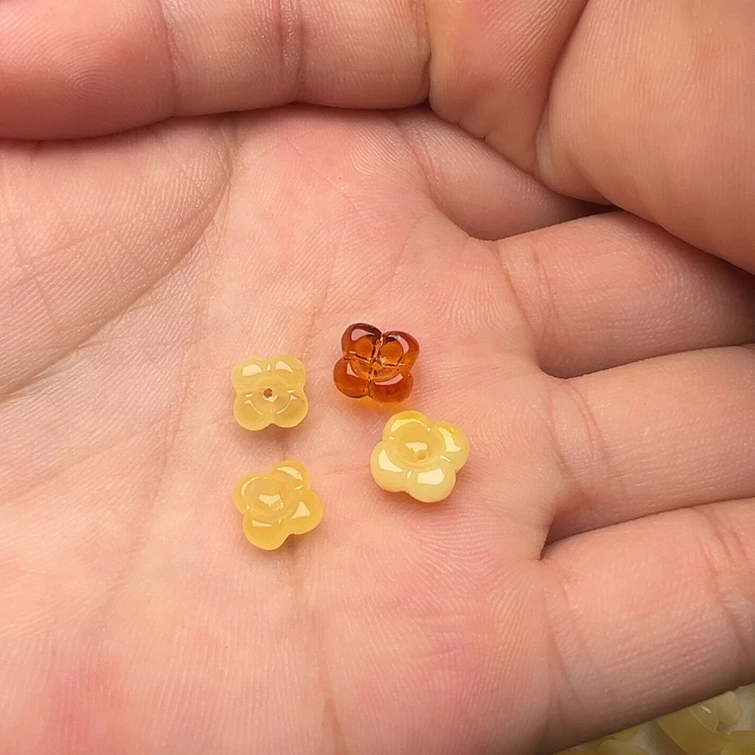 蜜蜡颈饰未镶嵌桂花提溜（4颗）（福利价）