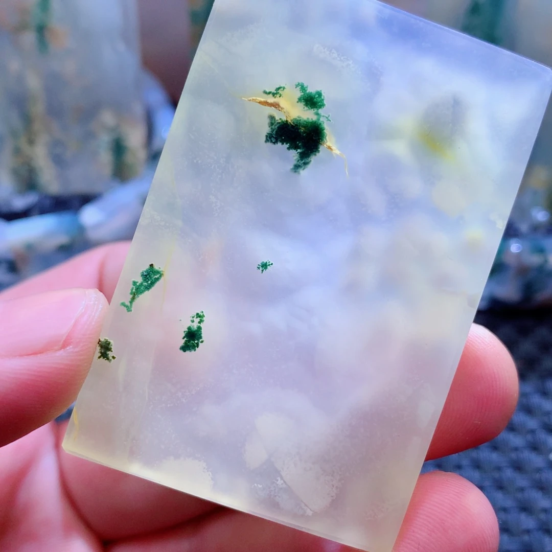 未镶嵌颈饰玛瑙/玉髓蓝****吗