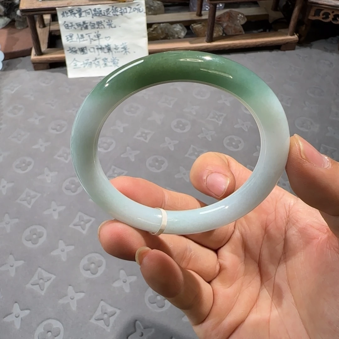 翡翠未镶嵌手镯56.2圆条