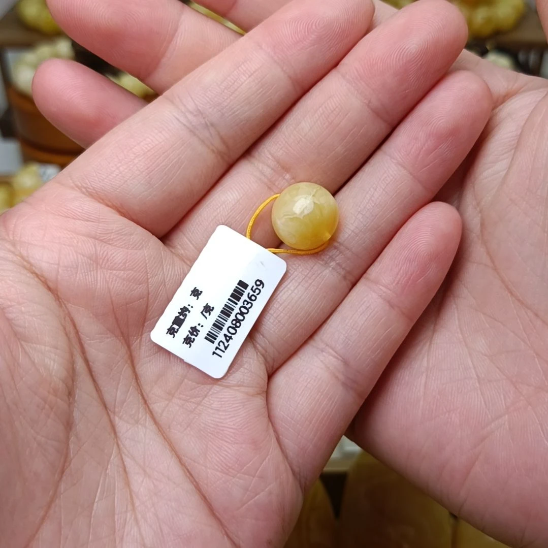 蜜蜡裸石未镶嵌小***、12圆珠