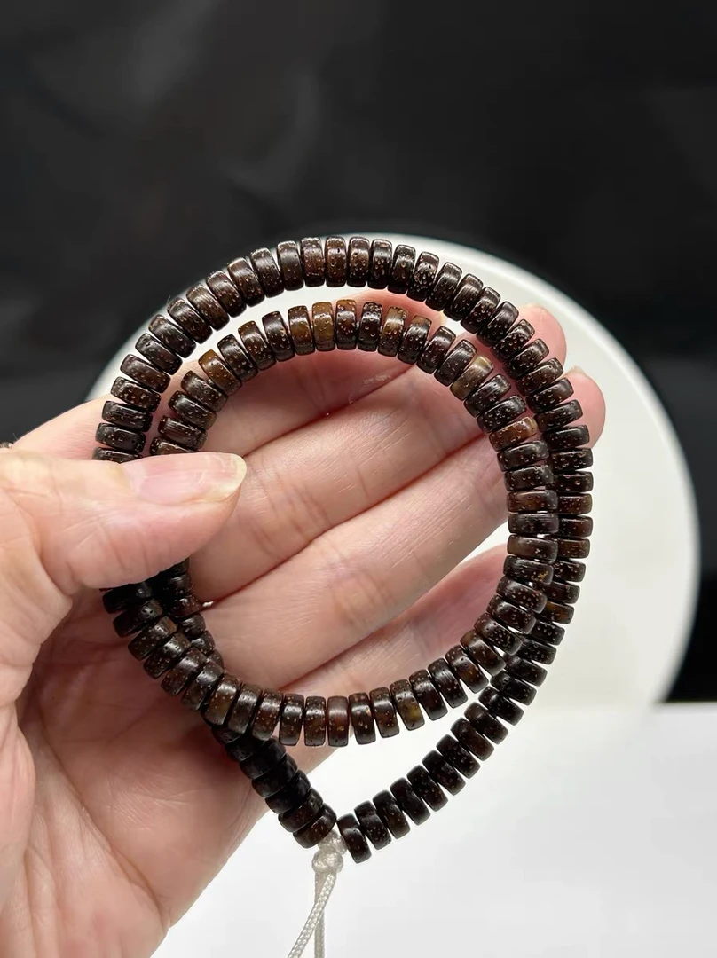 精品级落籽陈籽黑金3X7药片正月大留白108佛珠