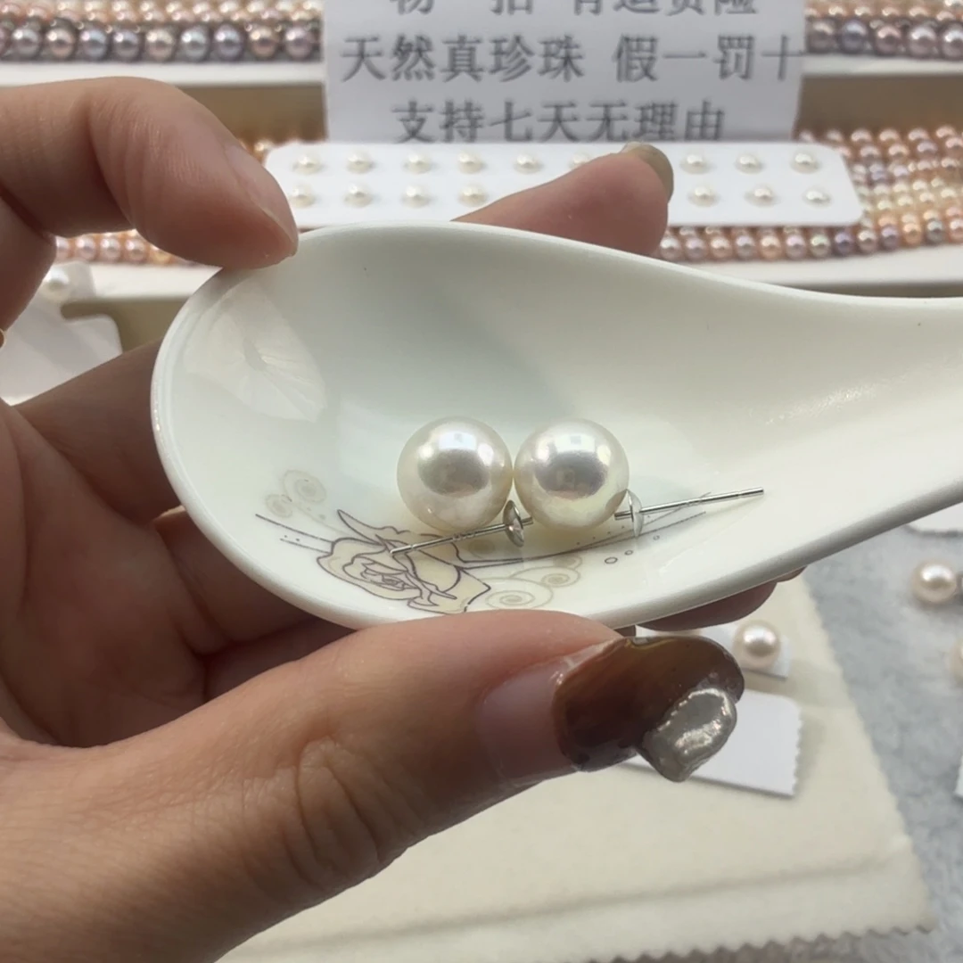 淡水珍珠银S925镶嵌耳饰