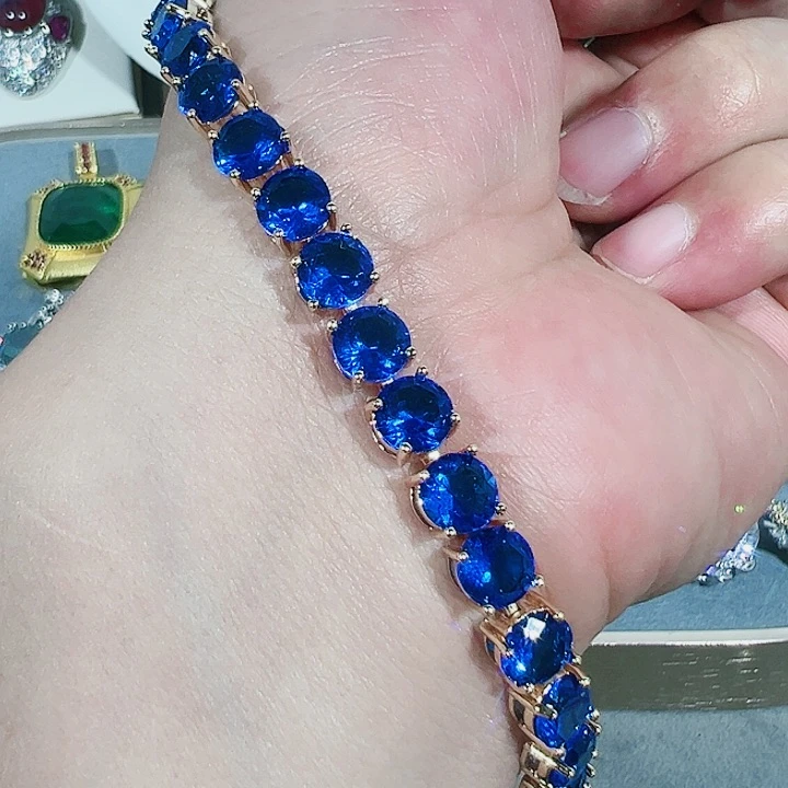 红宝石戒指未镶嵌