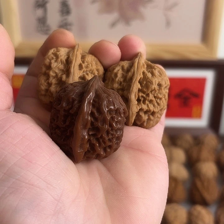 文玩核桃吊坠将军膀