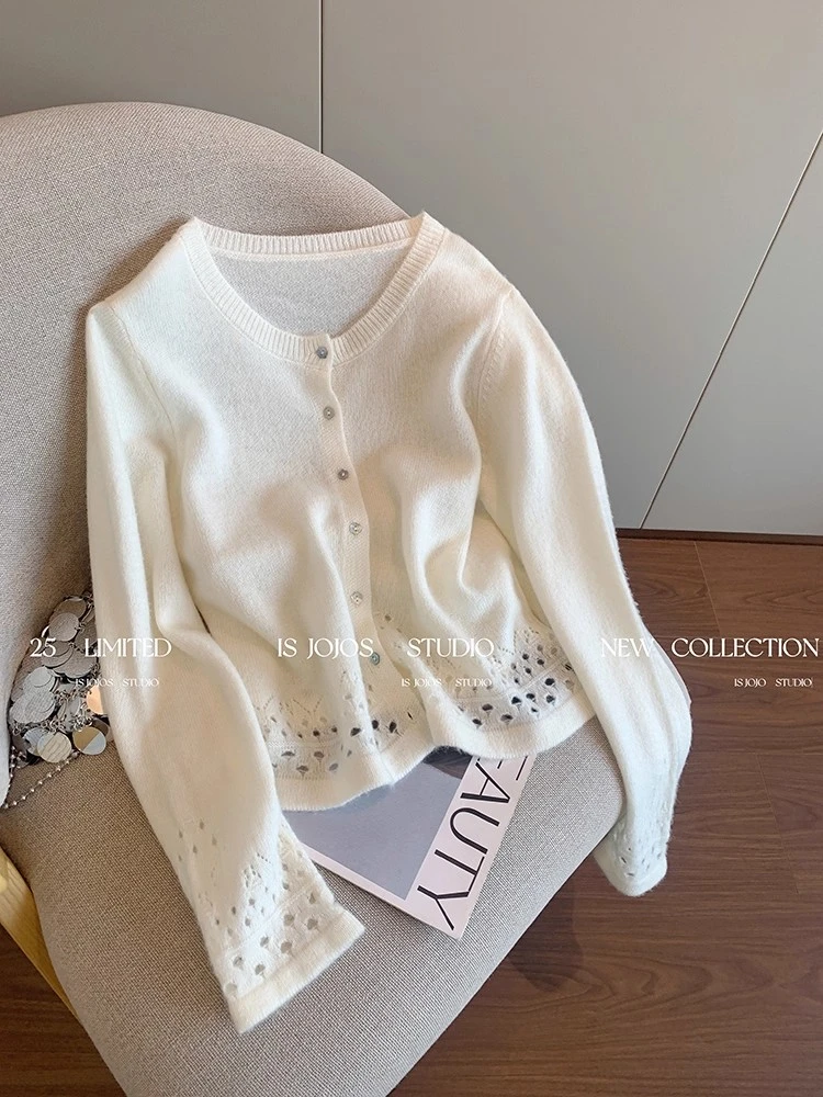 慵懒法式镂空钩花圆领针织开衫女2025秋季高级感气质百搭软糯毛衣