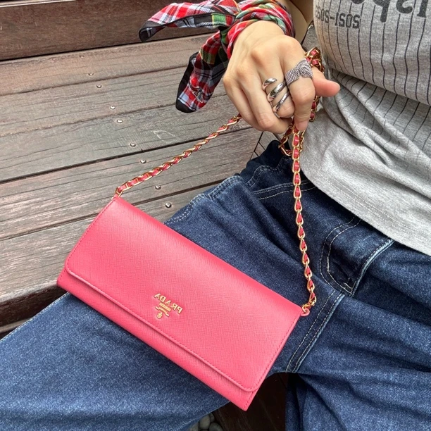 95新 Prada/普拉达 【小考拉】Prada 粉金woc斜挎包