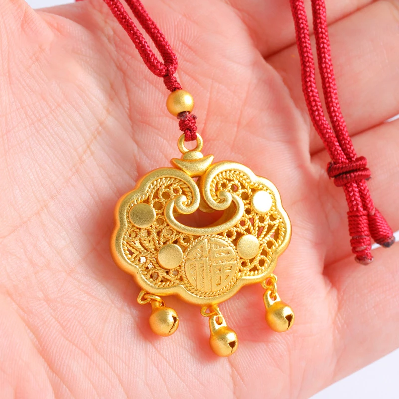 8-83-24宝宝大锁吊坠