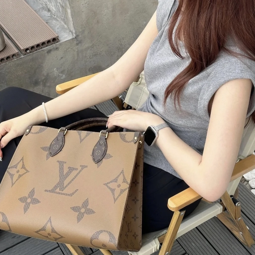 95新 LouisVuitton/路易威登 lv老花onthego中号单肩包04642
