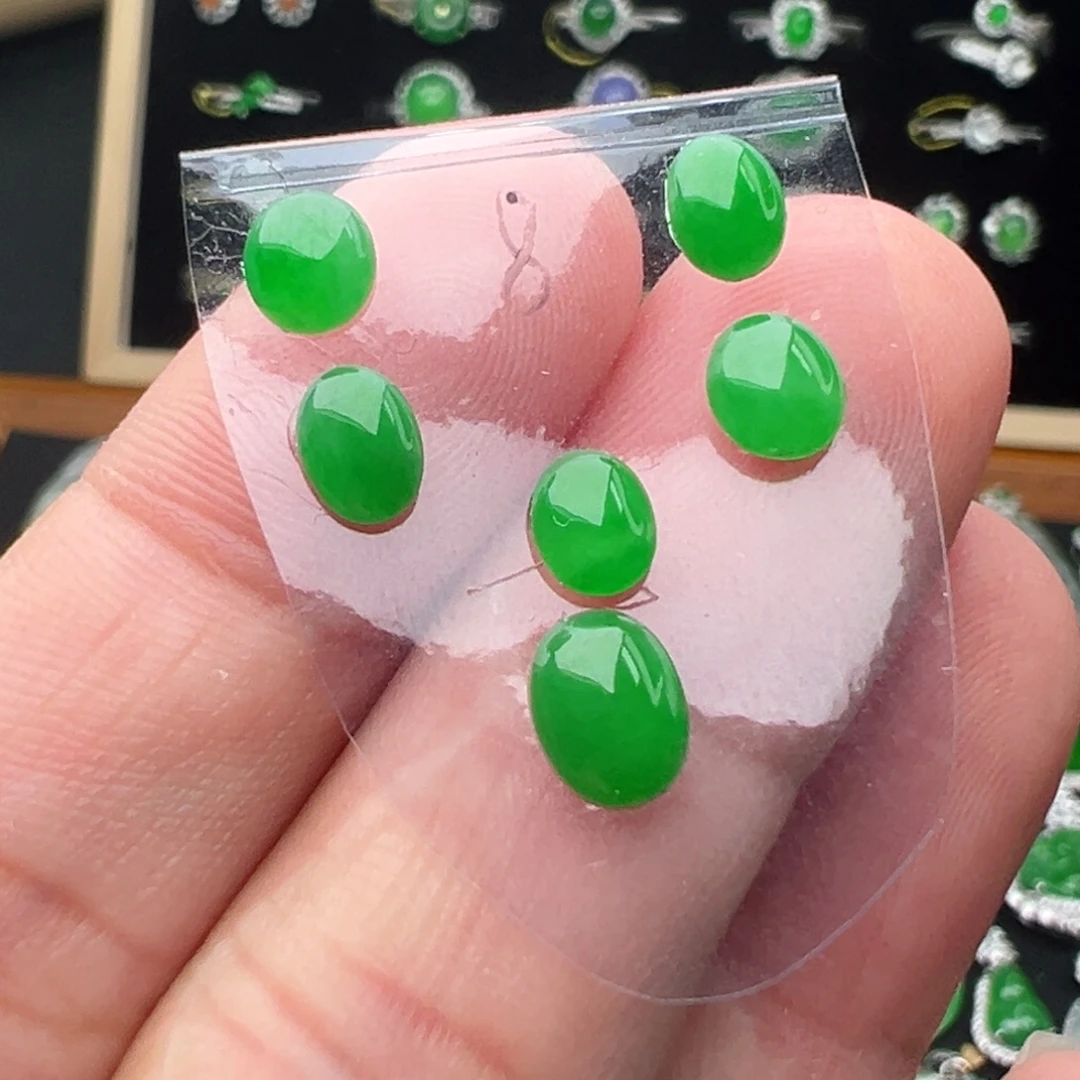翡翠未镶嵌颈饰8号套链