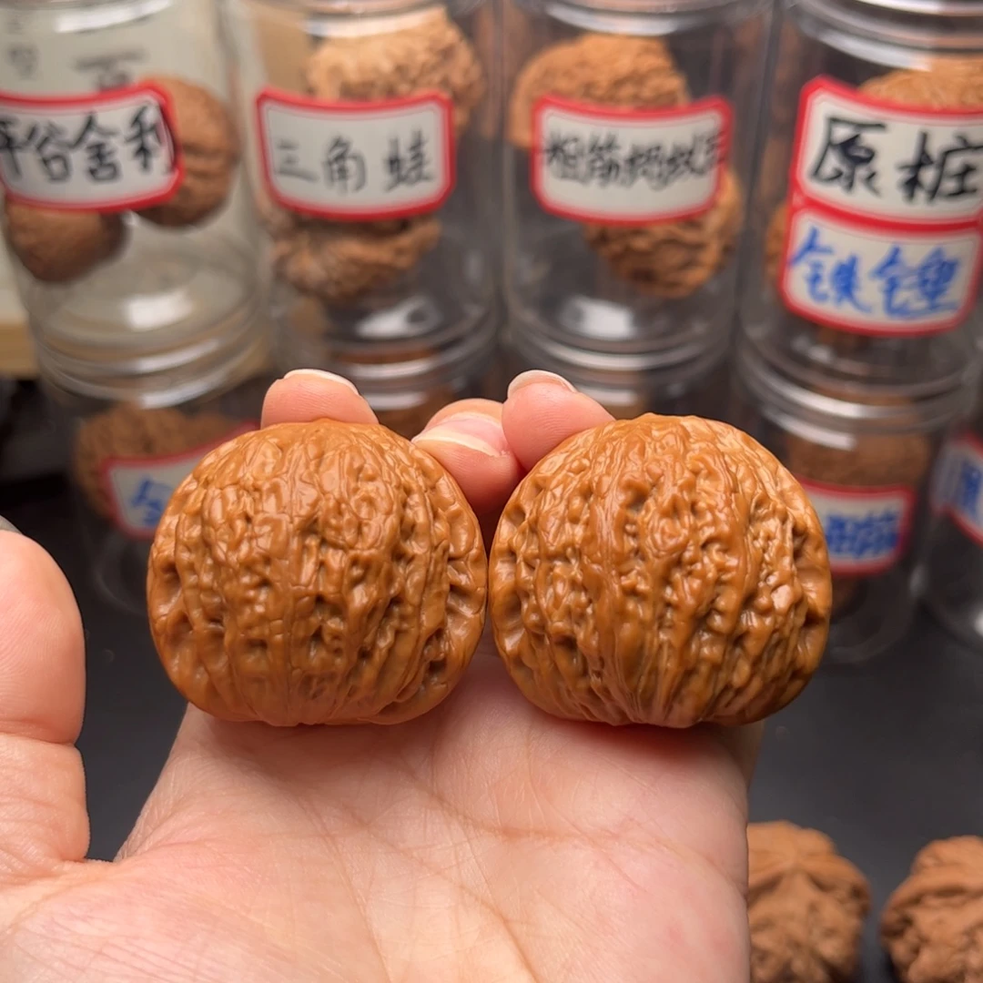 把件文玩核桃40原桩铁锤妹妹