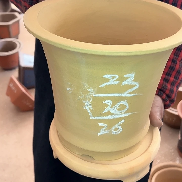 红陶紫砂工艺厂……紫砂工艺厂