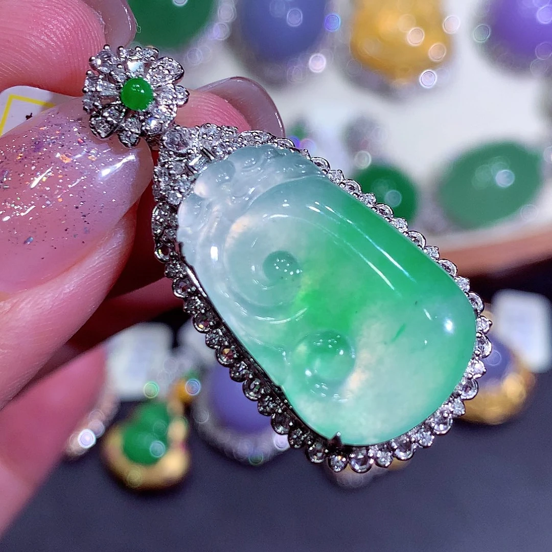 翡翠18K金镶嵌吊坠(不含链)