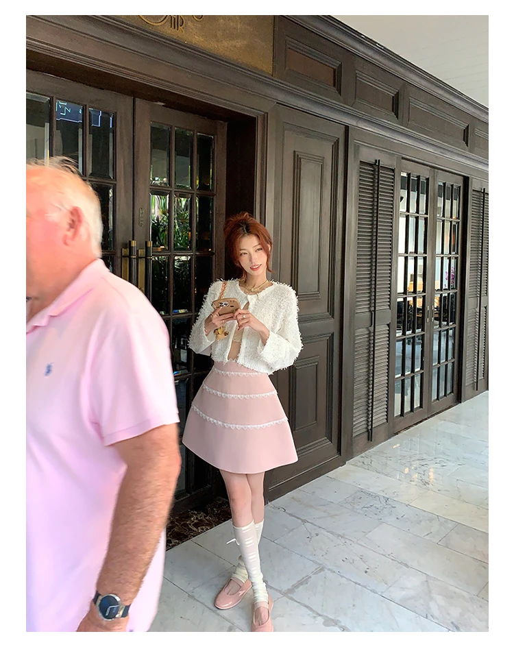 SourceWithU 3.8柔光慕斯 2色蕾丝拼接高腰显瘦A字裙短款半身裙