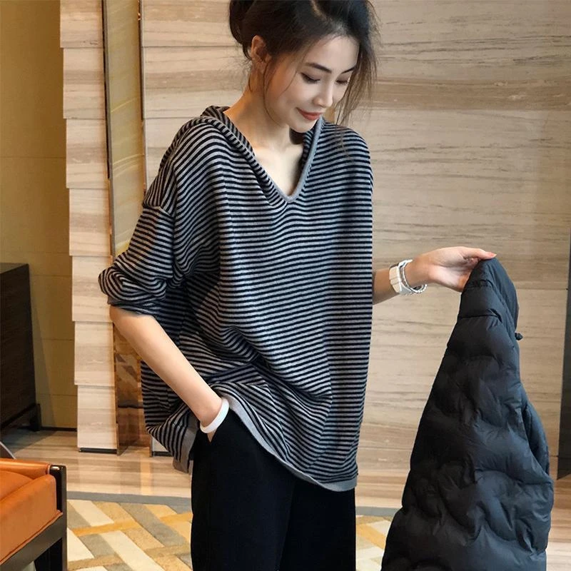 条纹V领连帽卫衣女小个子宽松套头打底上衣春秋2025年新款欧洲站