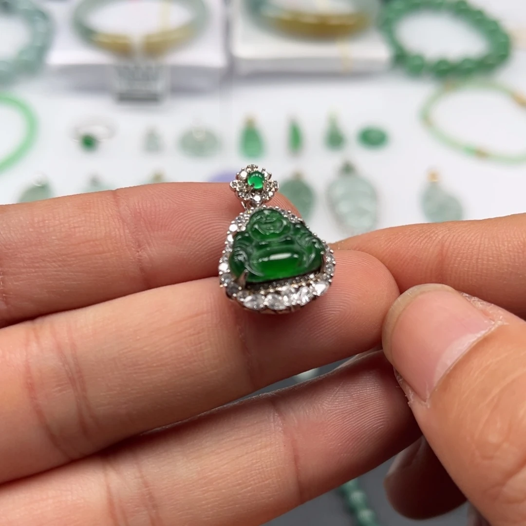 翡翠银S925镶嵌颈饰福利