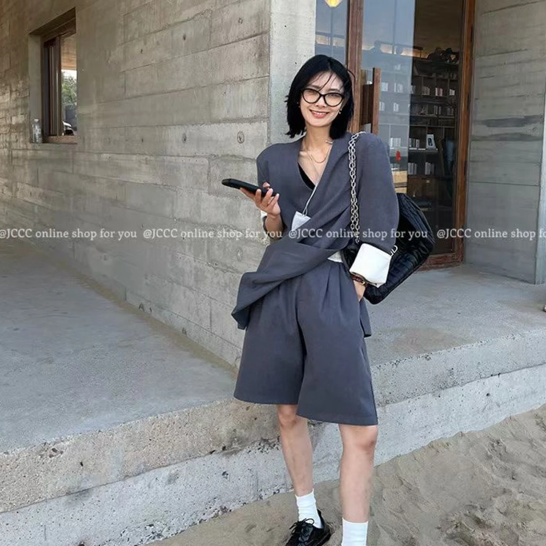 小众气质套头V领西装上衣短裤套装女2025秋季新款洋气宽松两件套