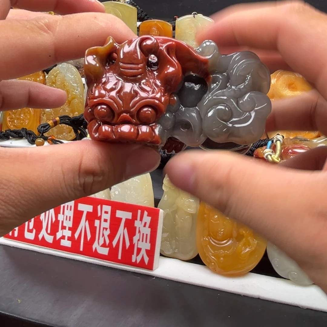 石英质玉（黄龙玉）未镶嵌多样性发货，发其一